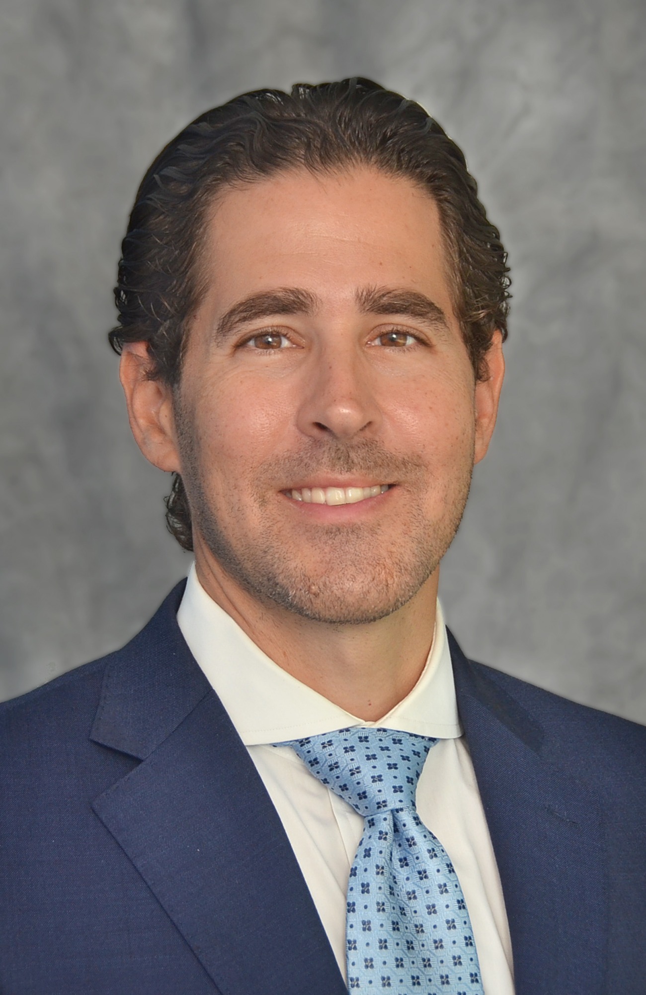 Dr. Renzo Zaldivar